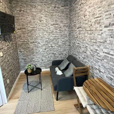 Juan Pantoja, Apartamento Para 2 En Metro Alvarado Madrid Bagian luar foto