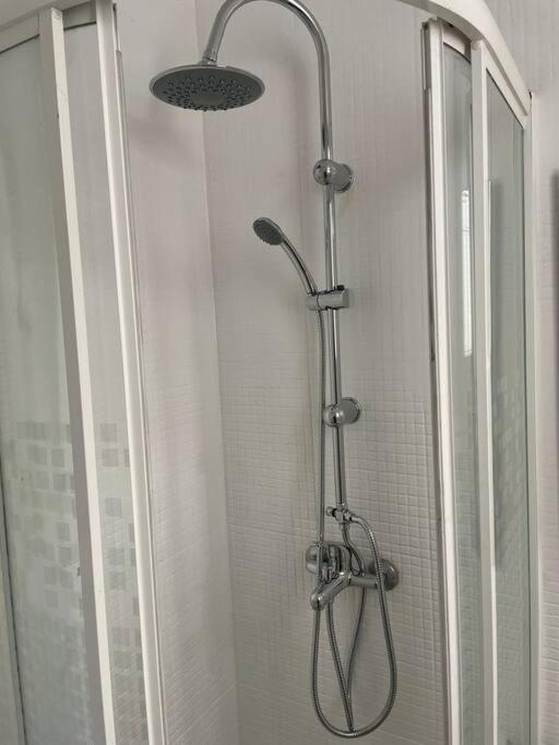 Juan Pantoja, Apartamento Para 2 En Metro Alvarado Madrid Bagian luar foto